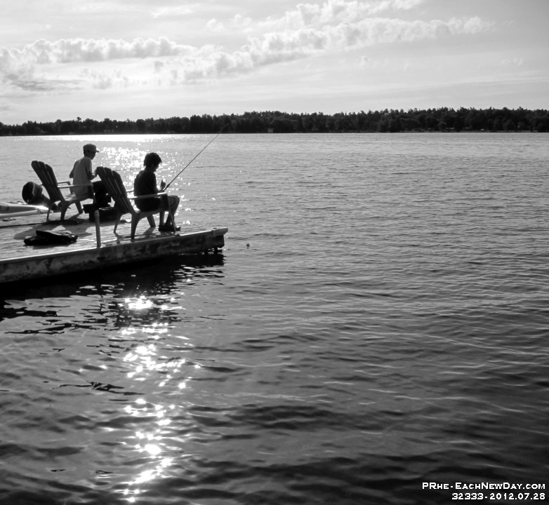 32333CrBwLe - Family cottage vacation - Zach and Andy dock fishing